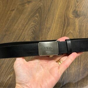 Polo Ralph Lauren men’s black leather belt with a
gunmetal buckle size 36 waist